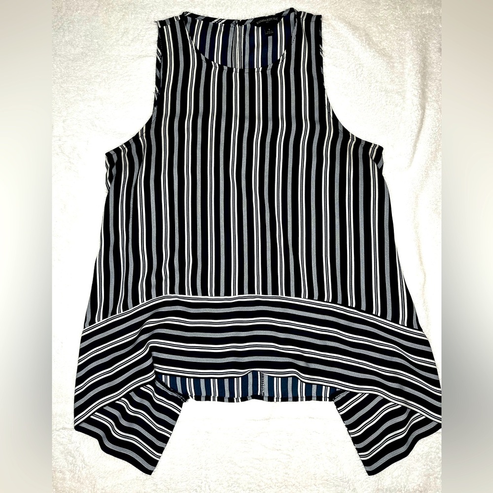 🔹BR Women’s striped Tank top -Small
